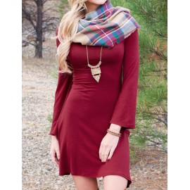 Exquisite Scoop Neck Long Flare Sleeve Dress in Slim Fit